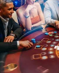 Tampilan permainan Starburst di aplikasi mobile toto 777 dengan simbol-simbol berwarna dan gulungan lima baris